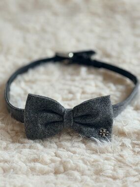 Tory Burch Gray Wool Bow Tie Dog Collar - Large - Leather Strap